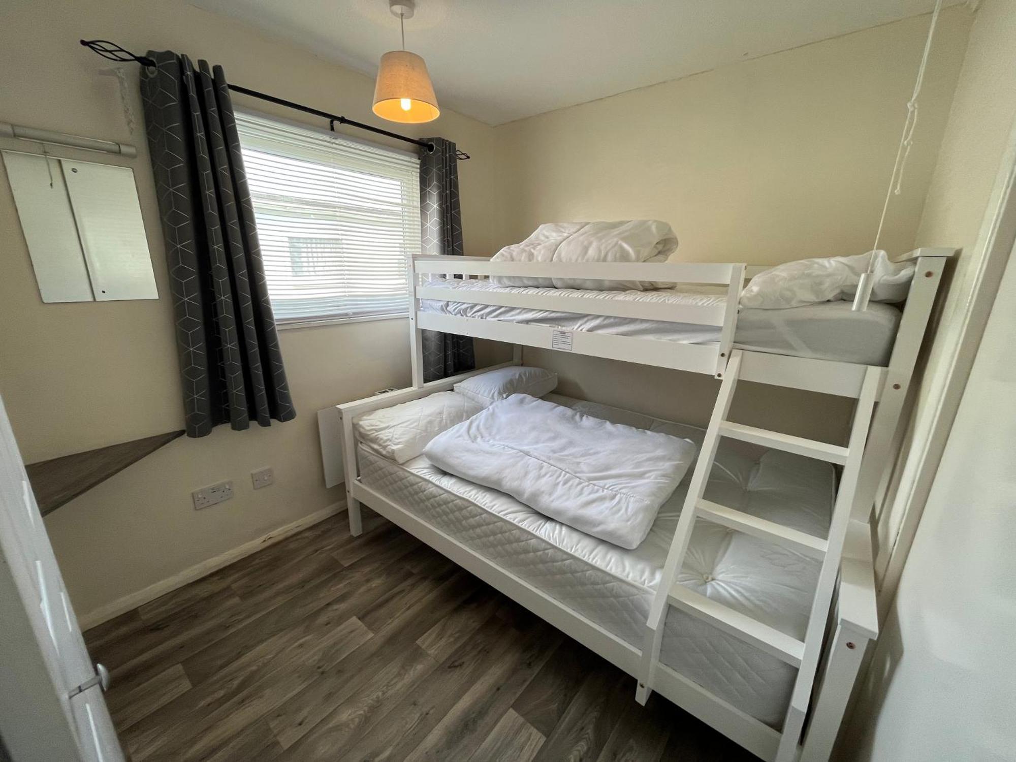 Chalet 192, Hemsby - Two Bed Chalet, Sleeps 5, Pet Friendly, Bed Linen And Towels Included Exterior photo